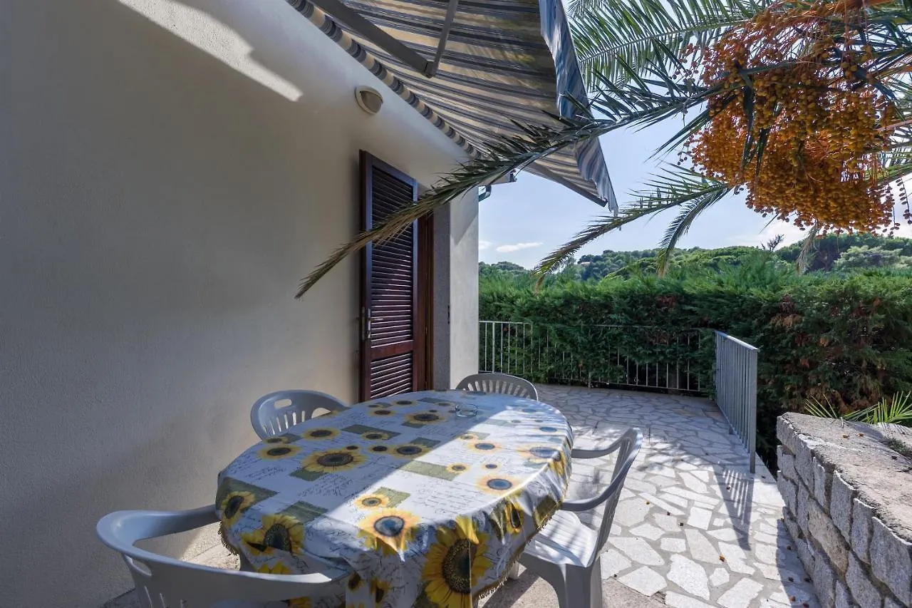 Villino Beatrice Fetovaia Apartment 0*,  Italy