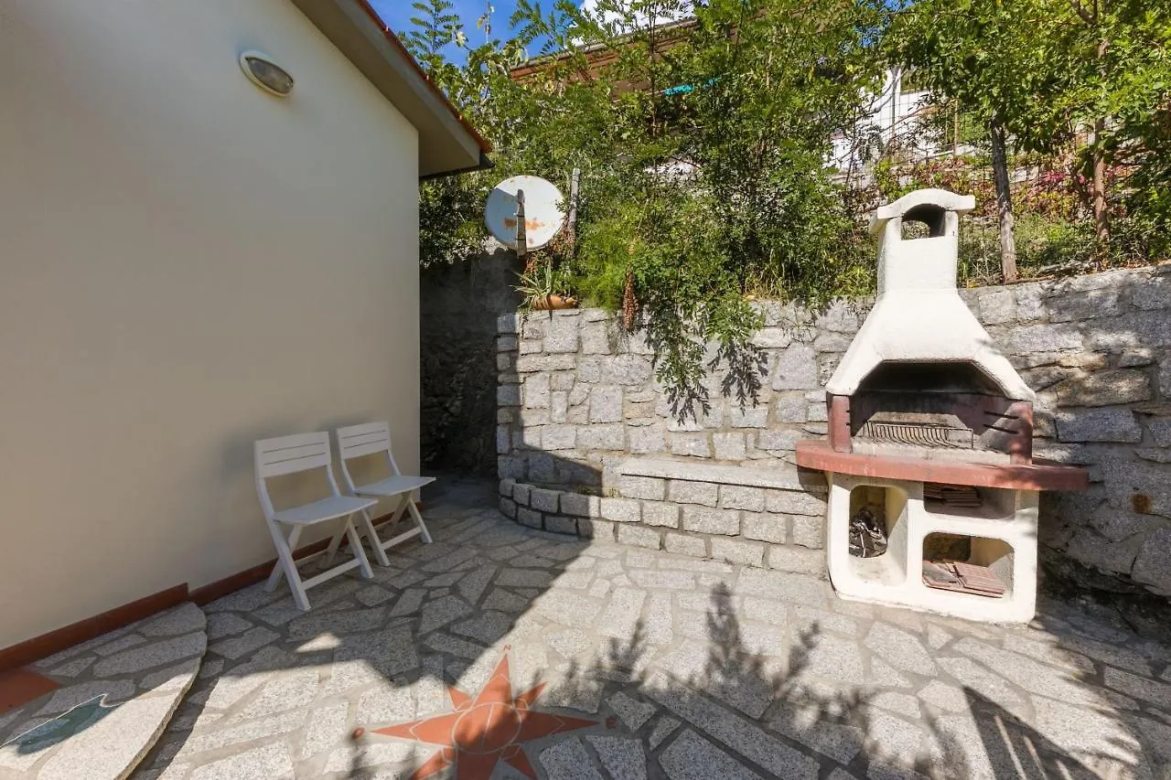 Villino Beatrice Fetovaia Apartment